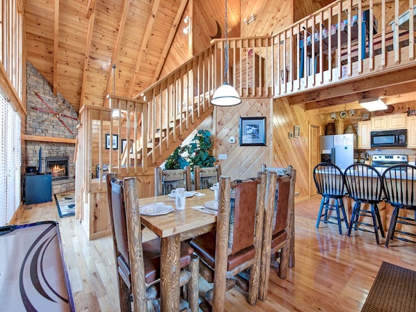 Cabin (Irish Blessings) | Dining