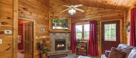 Studio (1 Bedroom) | Front of property