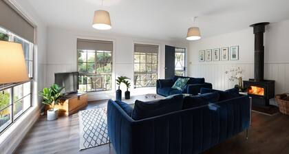 Springview Cottage: pet friendly and beautifully located