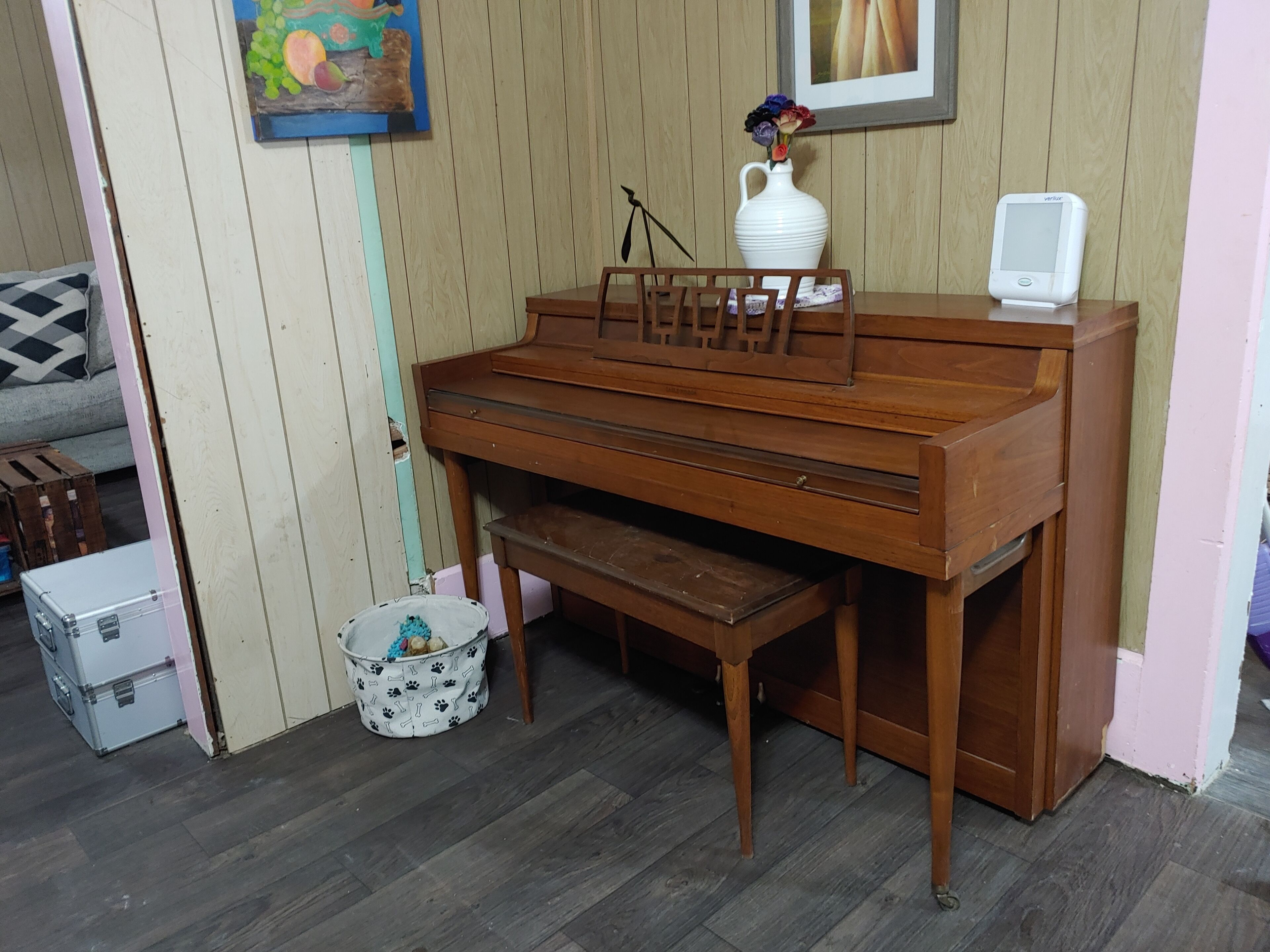 1 dormitorio, tabla de planchar con plancha, wifi y ropa de cama