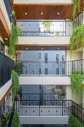 Exterior detail - Trang Tien Apartment (Da Nang)