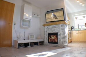 Fridge, microwave, oven, highchair