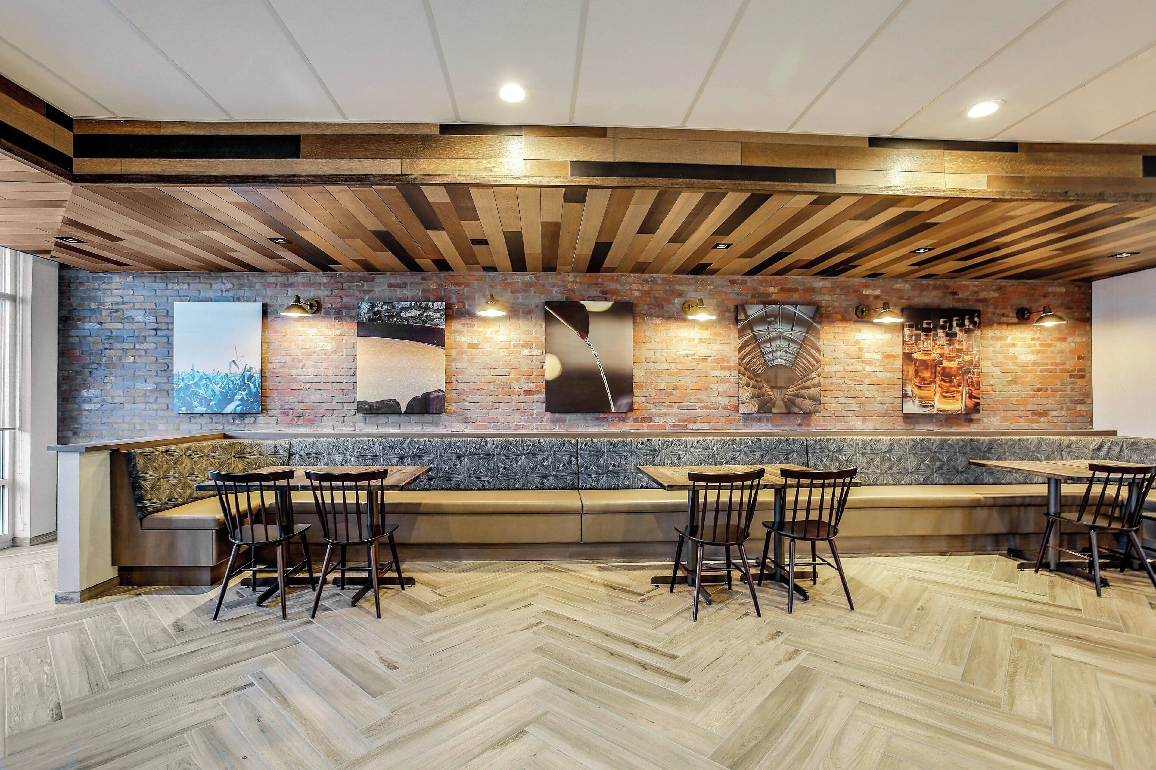 free buffet breakfast