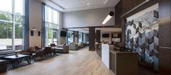 Hyatt Place Austin / Lake Travis / Four Points