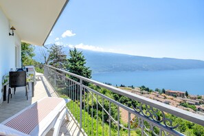 Property grounds - Da Guido with stunning Lakeview (Tignale)