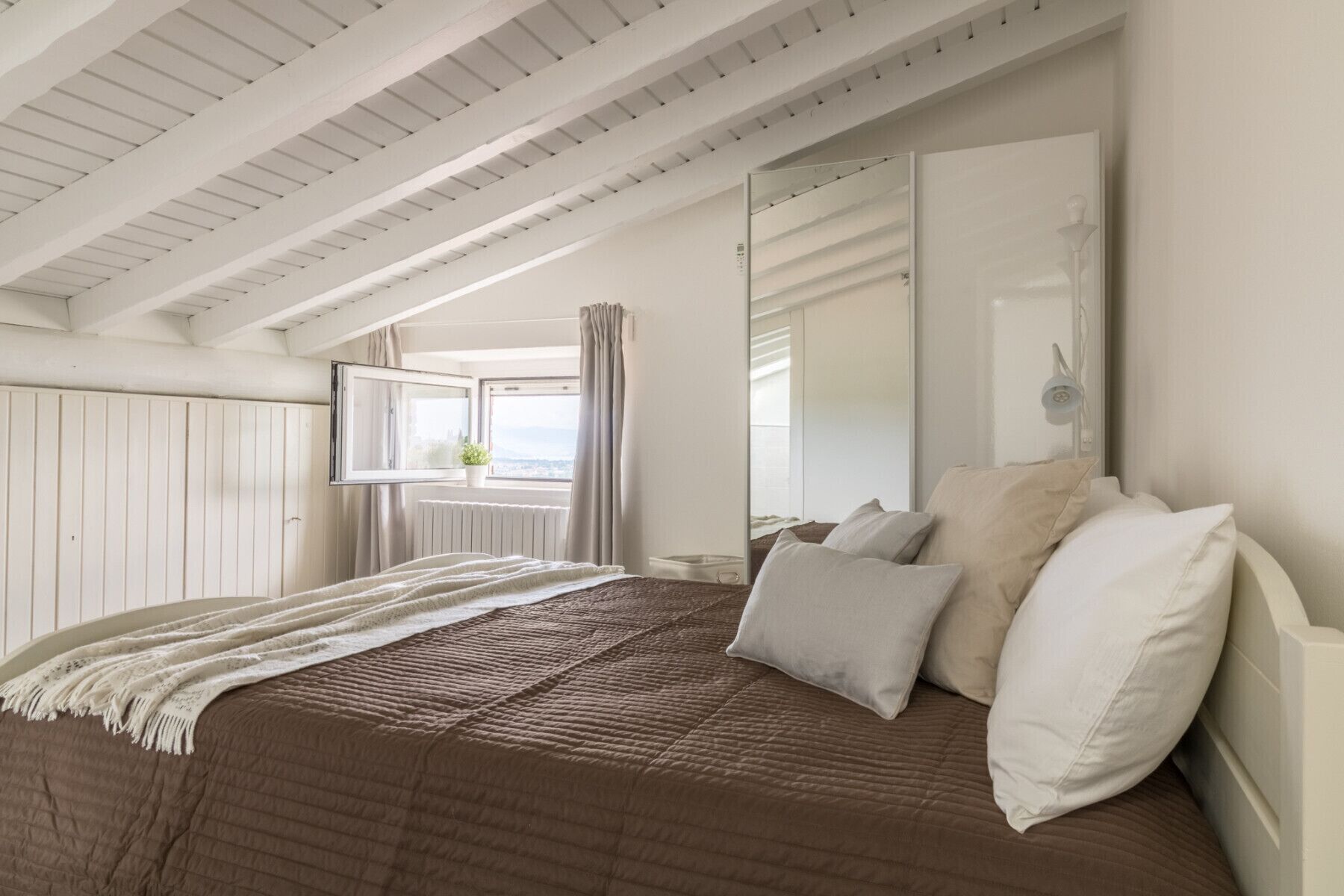 2 chambres, Wi-Fi gratuit, draps fournis