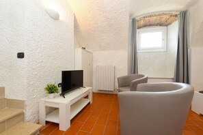 TV - rustico Belvedere (Soiano del Lago)