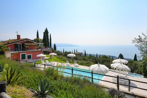Terrace/patio - Cà Rossa - Orchidea with stunning lake view (Toscolano-Maderno)