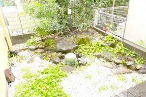 Garden - EDIFICE Nishi Shinjuku 101 A5 (Tokyo)