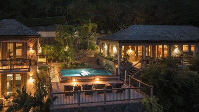 Cara Mia beautiful 3 king BR, 3.5 bath, whole house generator views private pool