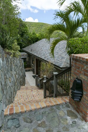 Property grounds - Cara Mia beautiful 3 king BR, 3.5 bath, whole house generator views private pool (St.John)