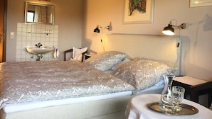 Room - Ferienwohnung Südwest, 45 qm Obergeschoss, 1 Wohnzimmer, 1 Separates Schlafzimmer (Höslwang)