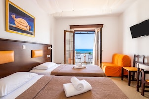 Standard Room, Sea View | In-room safe, soundproofing, free WiFi, bed sheets