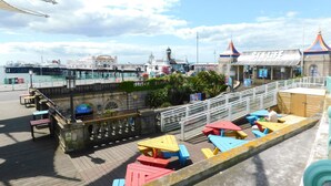 Terrace/patio - Beachfront Studio w/ Sea View & Prime Location (Brighton)