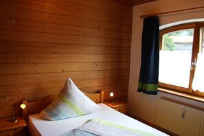 2 Schlafzimmer, Internetzugang, Bettwäsche