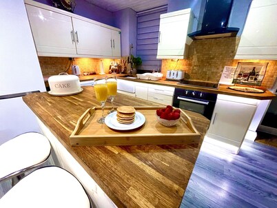 Sleeps 8 Snowdonia North Wales Nr Zip World