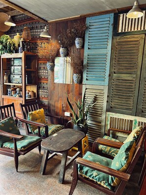 Restaurant - Nha Saigon (Ho Chi Minh City)