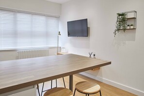 Apartment, 2 Bedrooms | In-room dining - Routh Walk (Whitby)