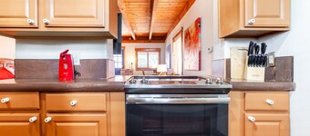 Casita Del Sol Charming Private Studio Studio Bedroom Cabin by RedAwning