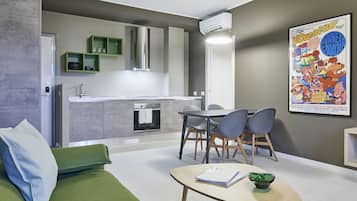 Apartamento Deluxe | Cocina privada | Hervidor eléctrico