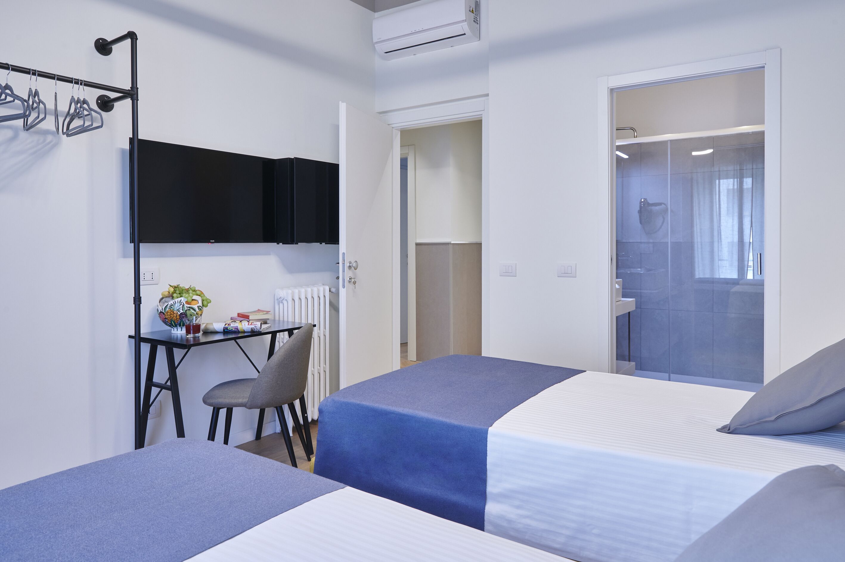Chambre Deluxe | Chambres insonorisées, Wi-Fi gratuit, draps fournis