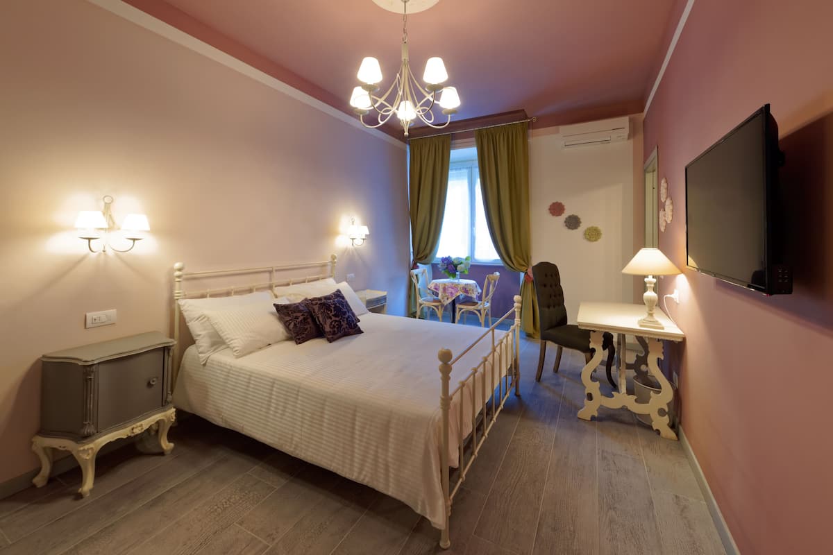 Deluxe Room (2 WR)