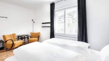 Classic Room, Courtyard View | Premium bedding, down comforters, free WiFi, bed sheets