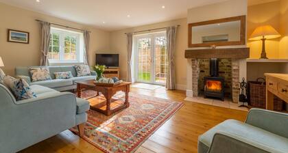 1 Hall Lane Cottages, Thornham, Norfolk
