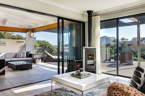 Villa | Terrace/patio