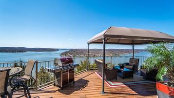 House | Balcony