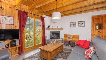 Chalet (4 Bedrooms) | Denah