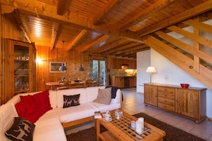 Chalet (4 Bedrooms) | Plano