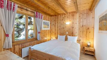 Chalet (4 Bedrooms) | Floor plan