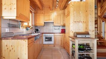 Chalet (4 Bedrooms) | Floor plan