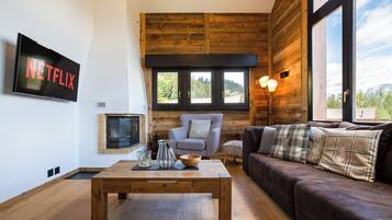 Chalet (4 Bedrooms) | Denah