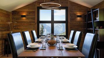 Chalet (4 Bedrooms) | Pelan lantai