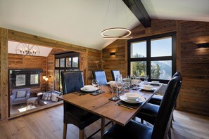 ชาเลท์ (4 Bedrooms) | ผังชั้นอาคาร