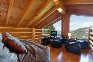 Chalet (5 Bedrooms) | Floor plan - Chalet Teremok - Hot Tub & Sauna - Great for Families (Riddes)