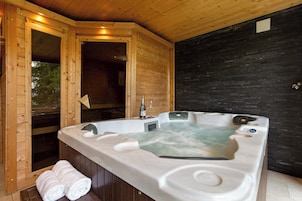 Chalet (5 Bedrooms) | Floor plan