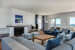 别墅, 3 间卧室 | 起居区 | 平板电视