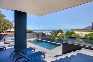 Exterior - Solstice (Cape Town)