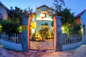 Front of property - Tam Coc Lotus Flower Homestay (Hoa Lu)