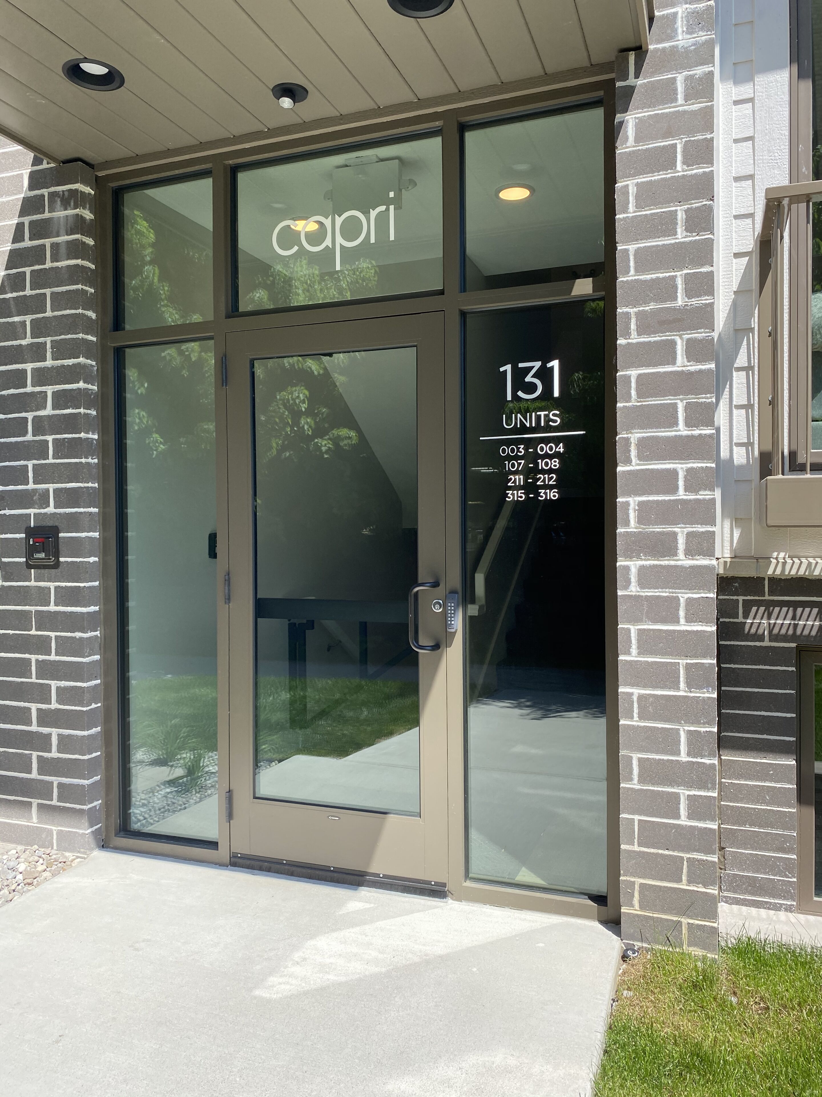 تفاصيل الفندق من الخارج