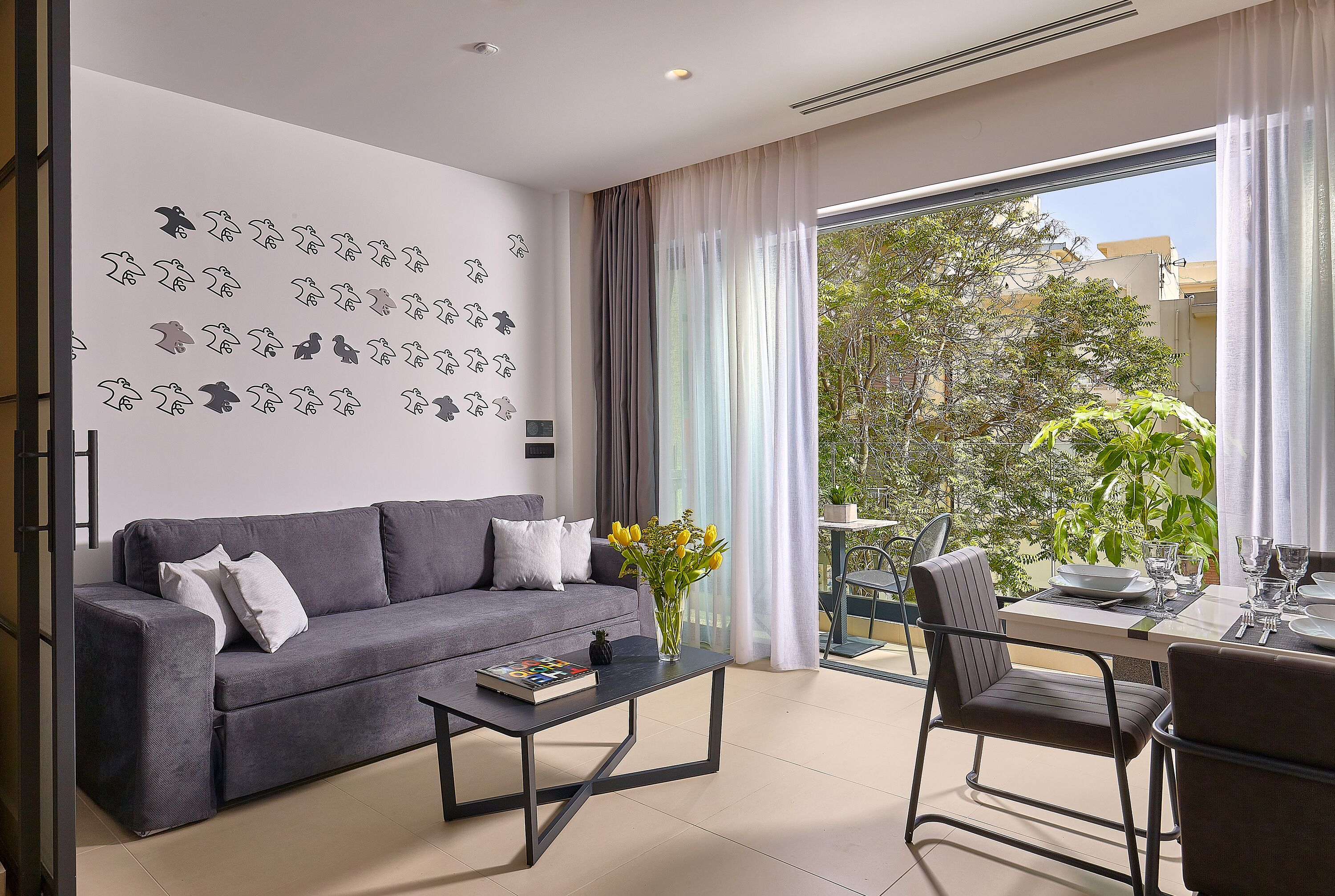 Comfort Studio | Living area | 43-inch Smart TV with satellite channels, TV