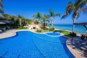 Pool - Luxury Beachfront Condo Ocean View & Infinity Pool (Punta de Mita)