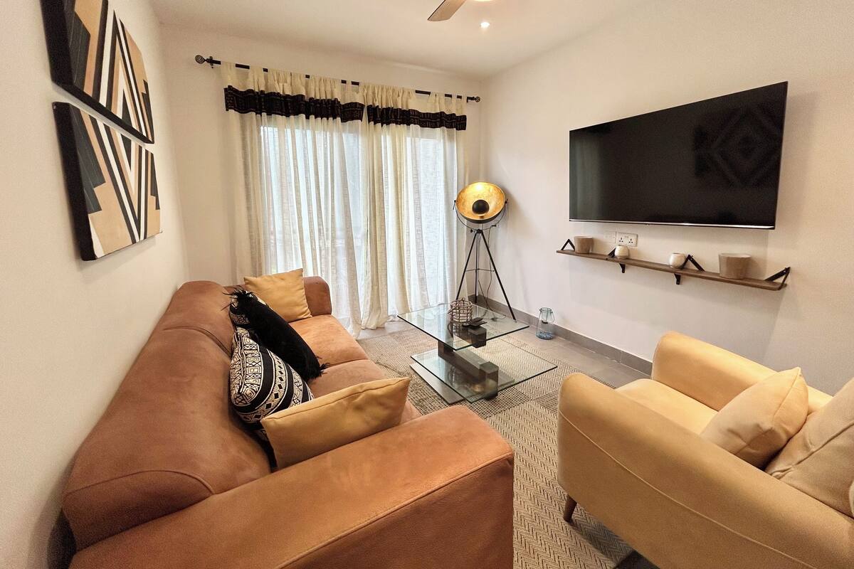 Comfort Apartment, 2 Bedrooms, Patio, Garden View (E6) | アイロン / アイロン台、WiFi (無料)、客室ごとに異なる装飾、客室ごとに異なるインテリア