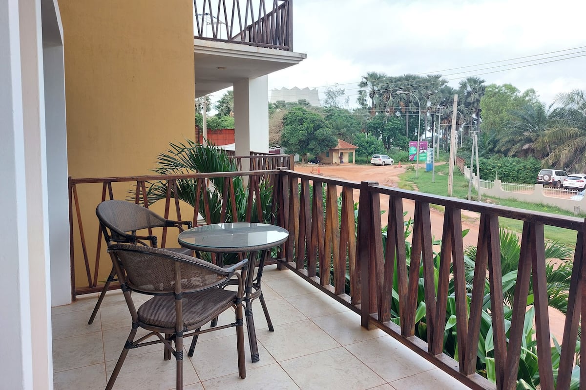 Apartamento Confort, 1 cama de matrimonio grande, no fumadores, balcón (D8) | Balcón