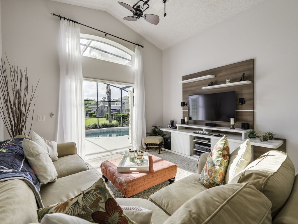 Smart TV, reproductor de DVD y estéreo 