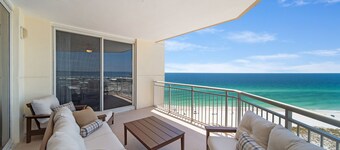Belle Mer 1104 ~ Navarre Luxury Retreat - 4BR/4BA Corner Condo with Gulf & Sound Views