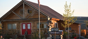 Earthsong Lodge - STAND